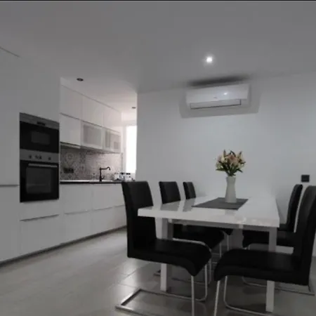 Marbellabanus Apartment *